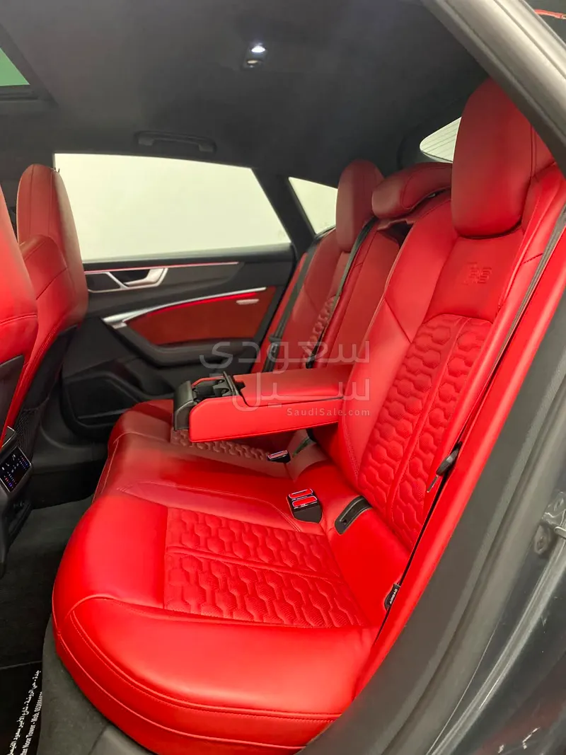 2021 Audi RS7