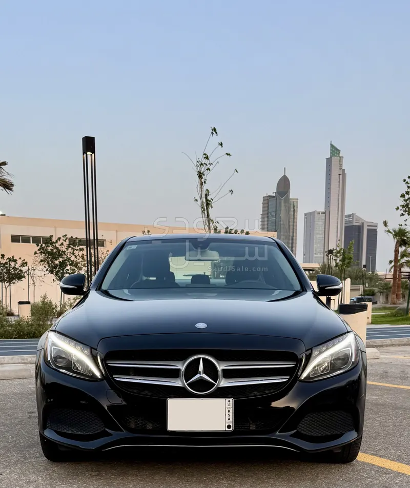 2015 مرسيدس - بنز سي 300