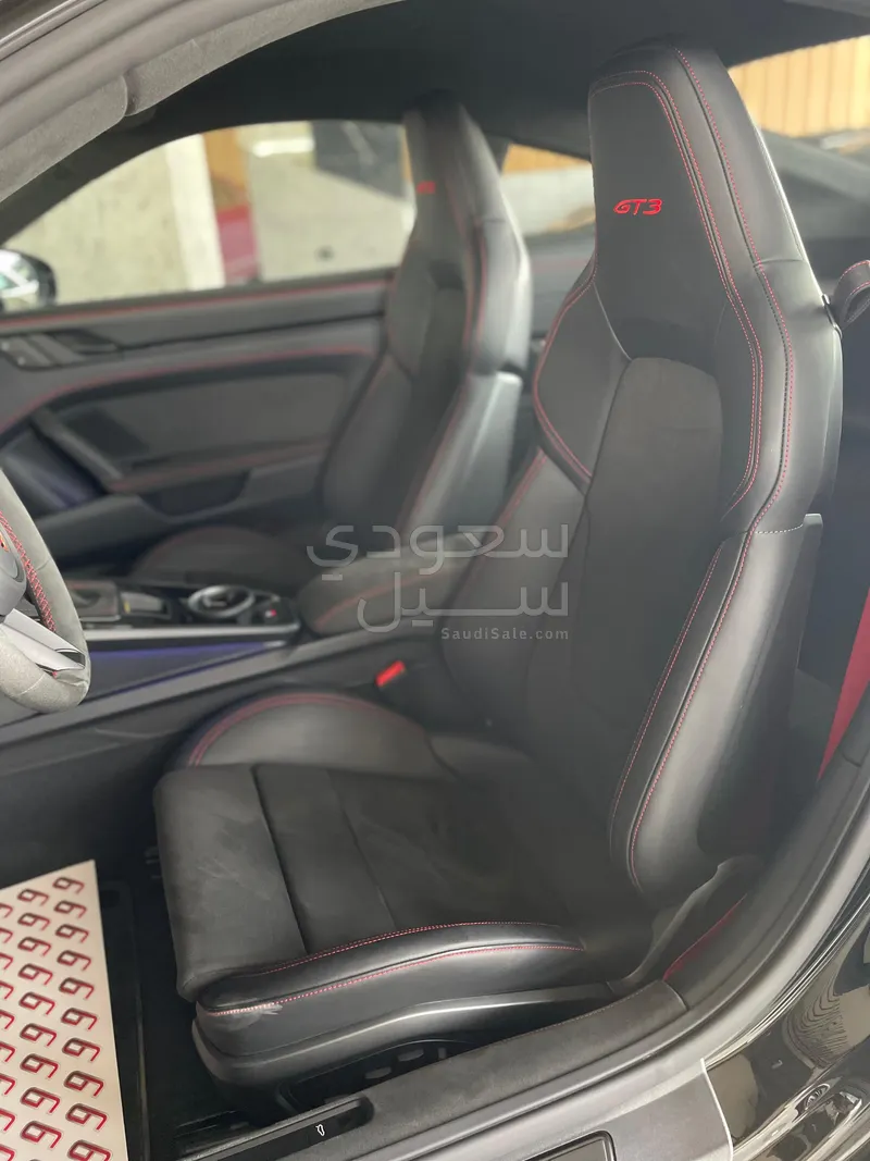 2025 بورش 911 جي تي 3