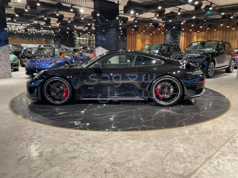 2025 بورش 911 جي تي 3