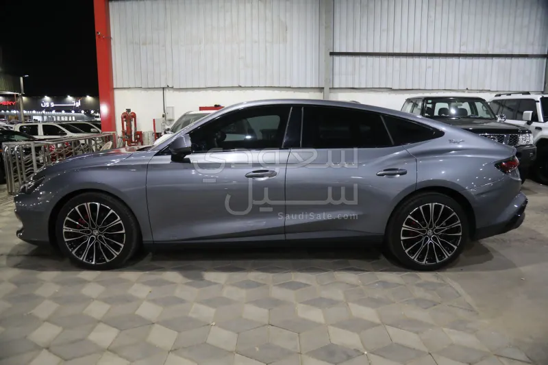2025 MG MG 7