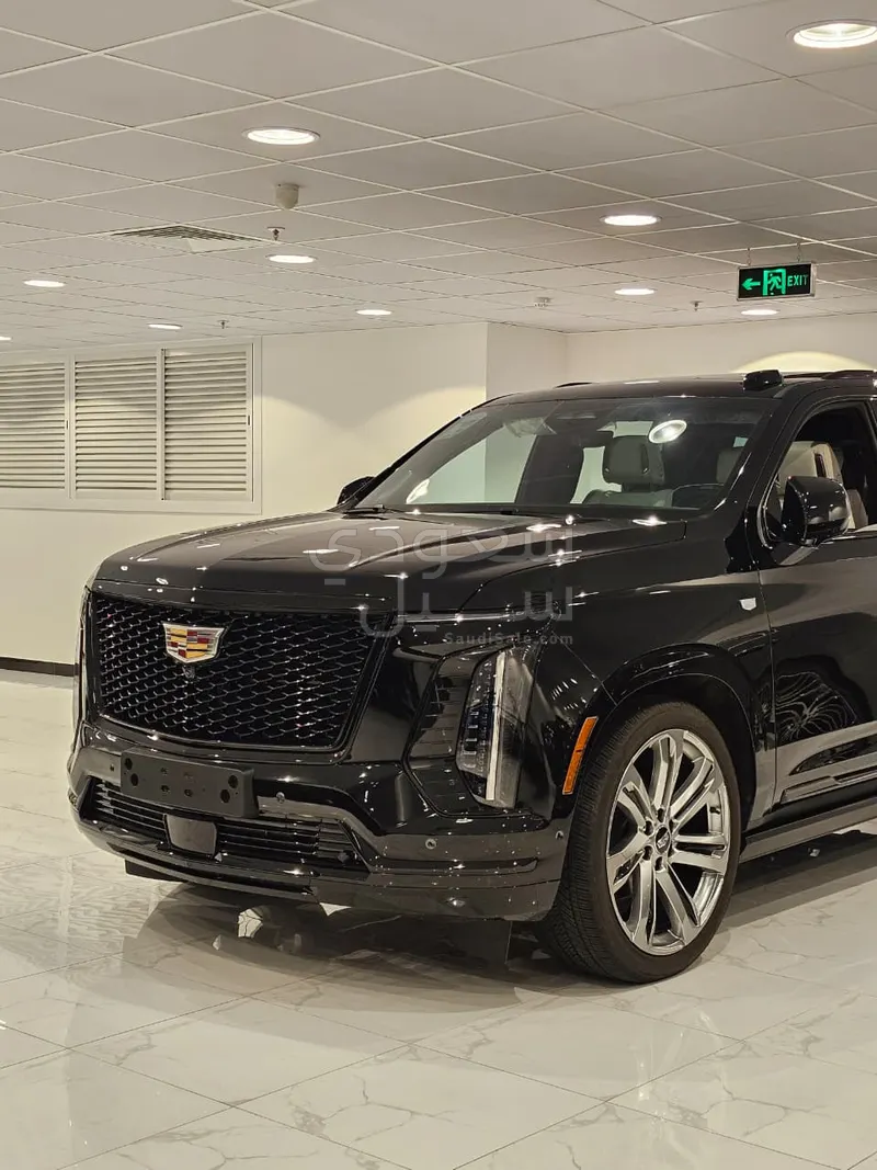 2025 Cadillac Escalade Platinum