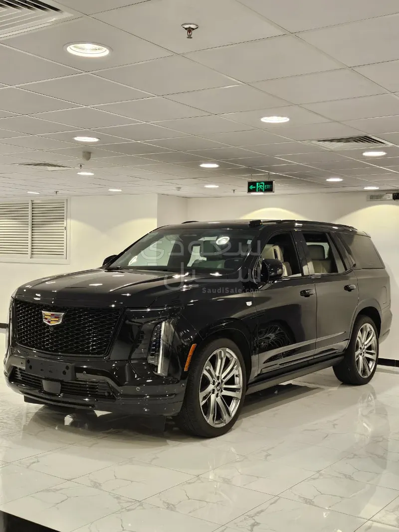2025 Cadillac Escalade Platinum
