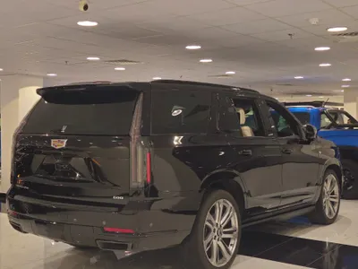 2025 Cadillac Escalade Platinum