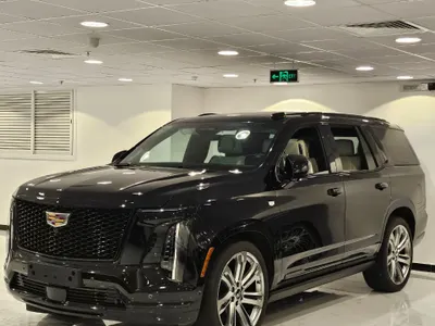 2025 Cadillac Escalade Platinum