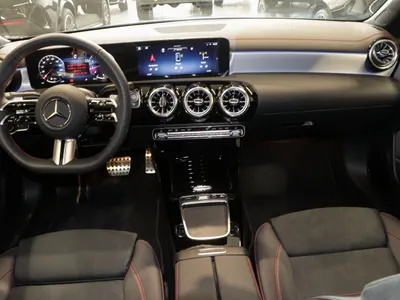 2026 Mercedes-Benz CLA 200 AMG