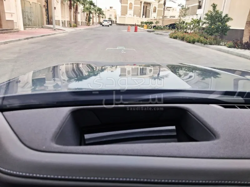 2023 BMW 7 Series 735Li