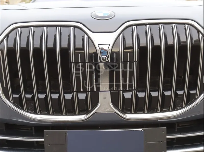 2023 BMW 7 Series 735Li