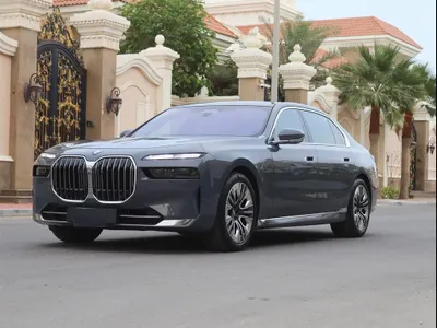 2023 BMW 7 Series 735Li