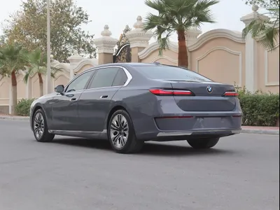 2023 BMW 7 Series 735Li