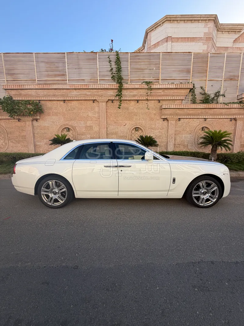 2010 Rolls-Royce Ghost