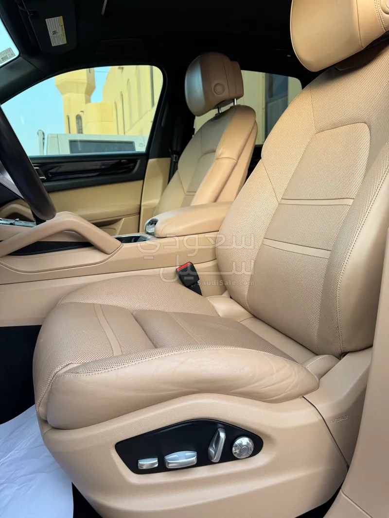 2019 بورش كايين اس