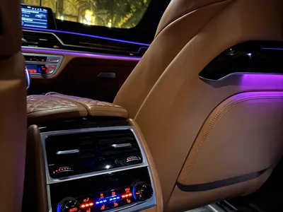 2020 بي ام دبليو الفئة السابعة 750 إل أي