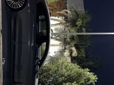 2020 بي ام دبليو الفئة السابعة 750 إل أي