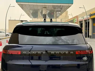 2023 لاند روفر رينج روفر سبورت اس اي دايناميك
