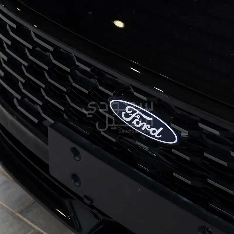 2026 Ford Taurus Trend