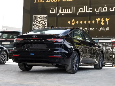 2026 Ford Taurus Trend