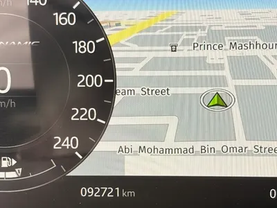2019 لاند روفر رينج روفر فيلار أر - دايناميك