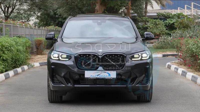 2025 BMW X Series 4