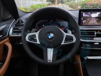 2025 BMW X Series 4