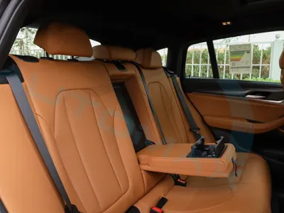 2025 BMW X Series 4