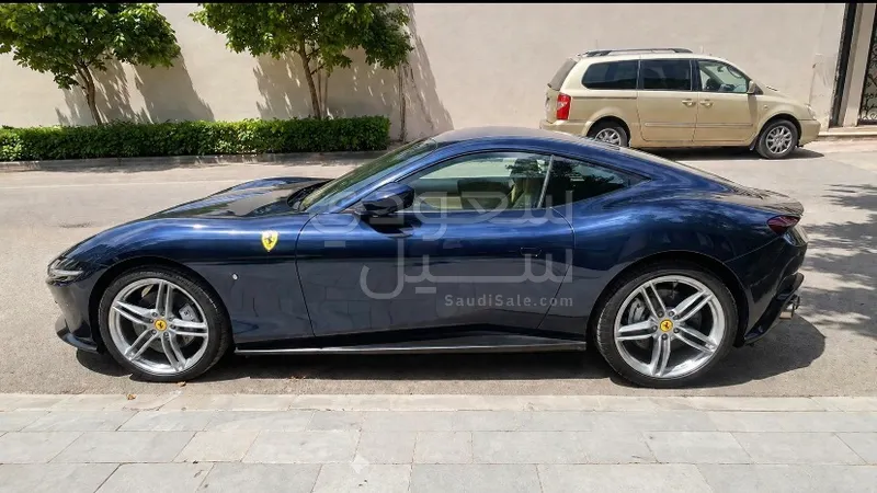 2022 Ferrari Roma