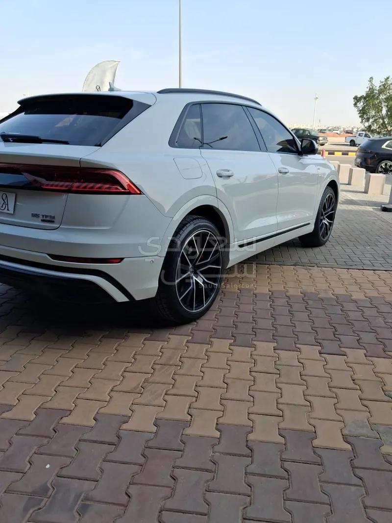 2020 Audi A8L S Line
