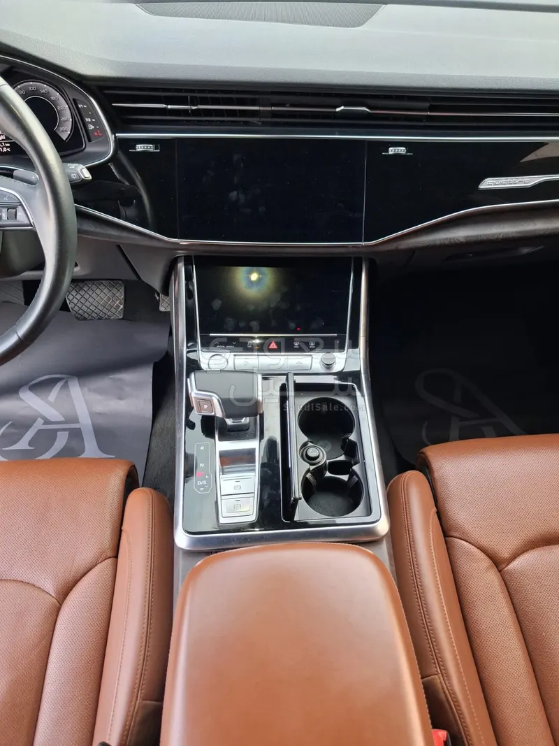 2020 Audi A8L S Line
