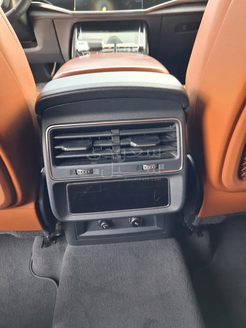 2020 Audi A8L S Line