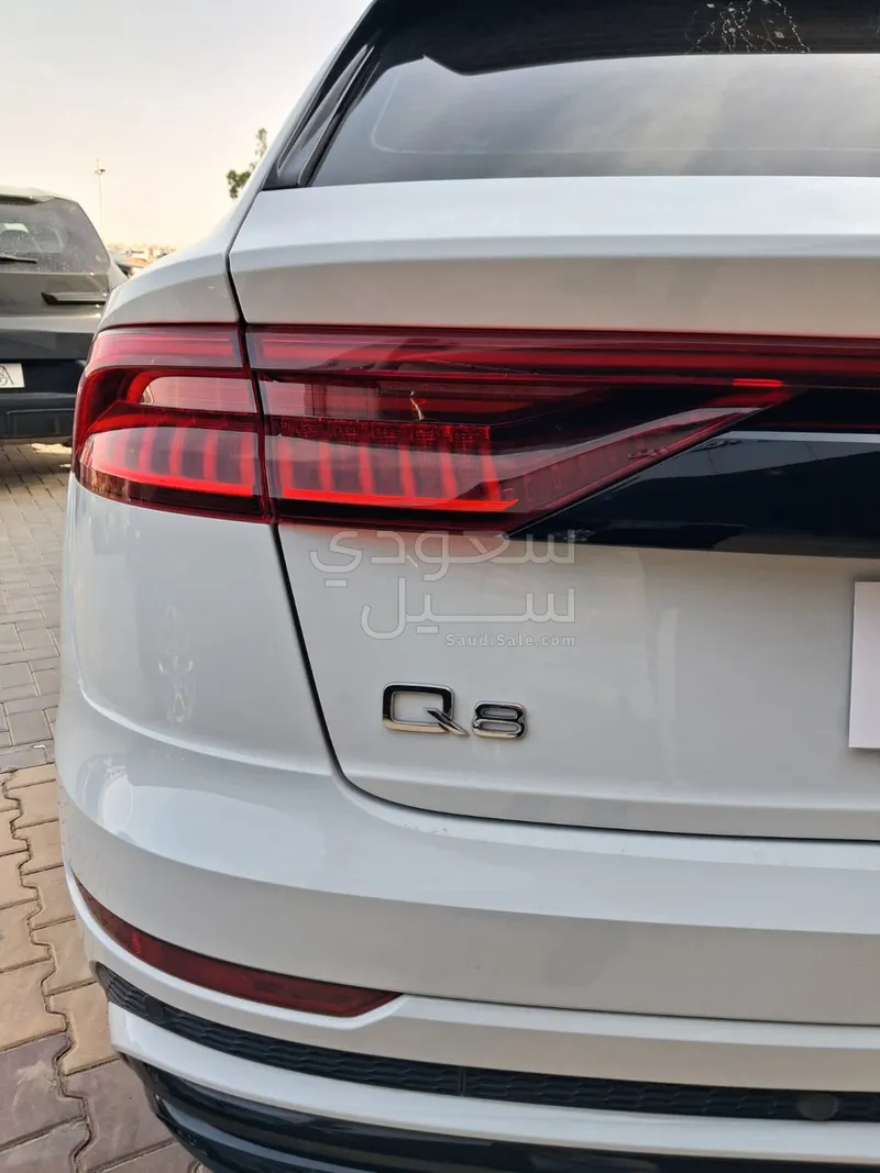 2020 Audi A8L S Line