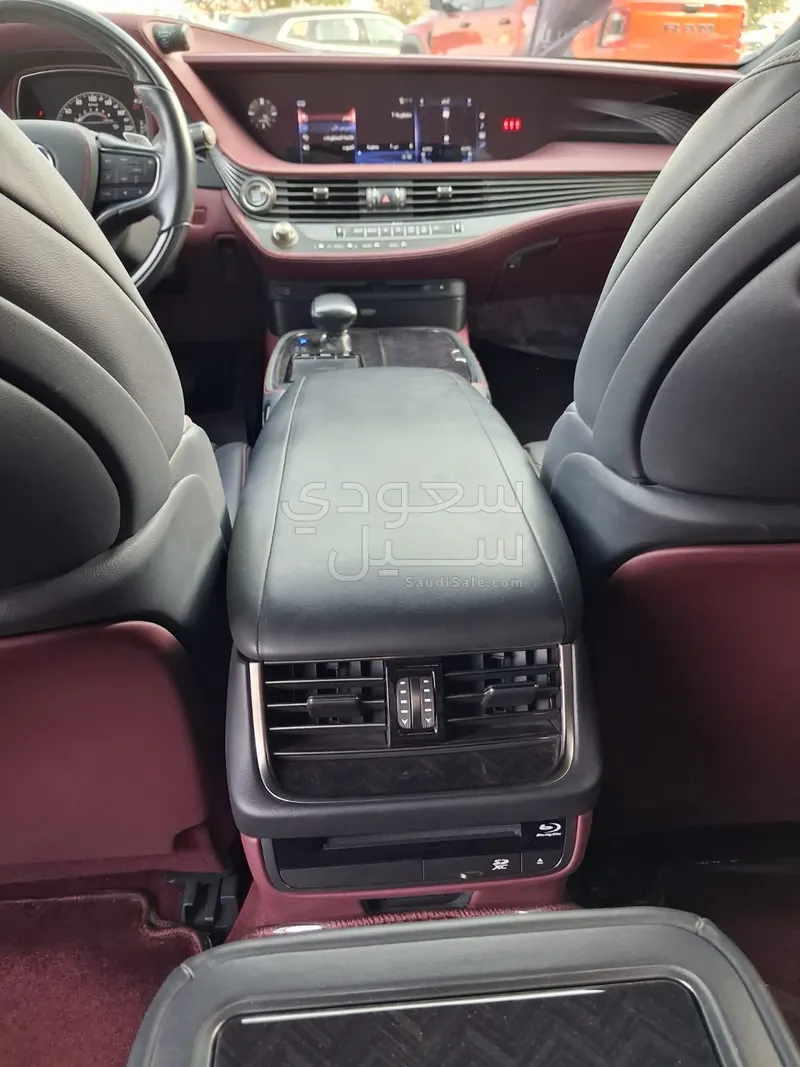 2018 Lexus LS 500