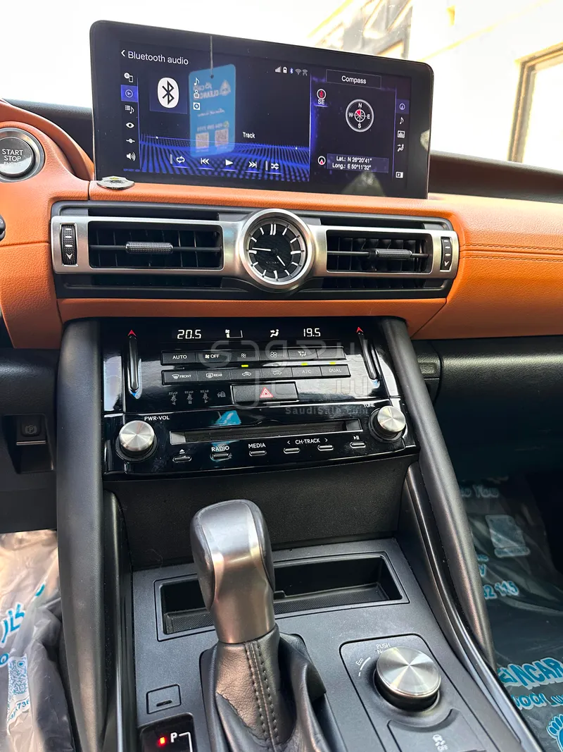 2021 Lexus IS 300