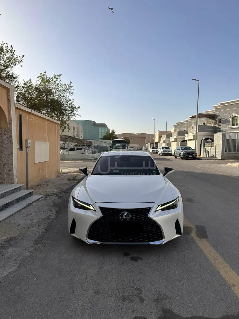 2021 Lexus IS 300