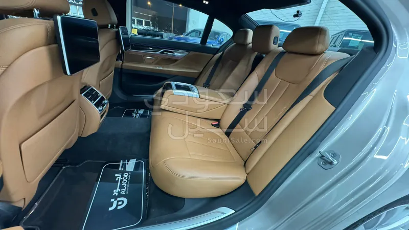 2017 BMW 7 Series 730i