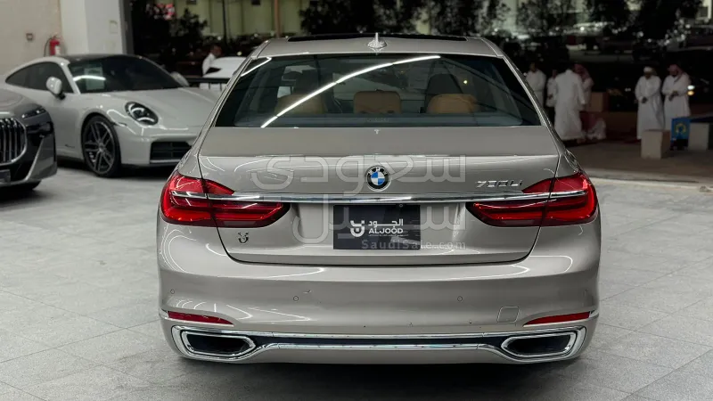 2017 BMW 7 Series 730i