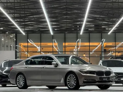 2017 BMW 7 Series 730i