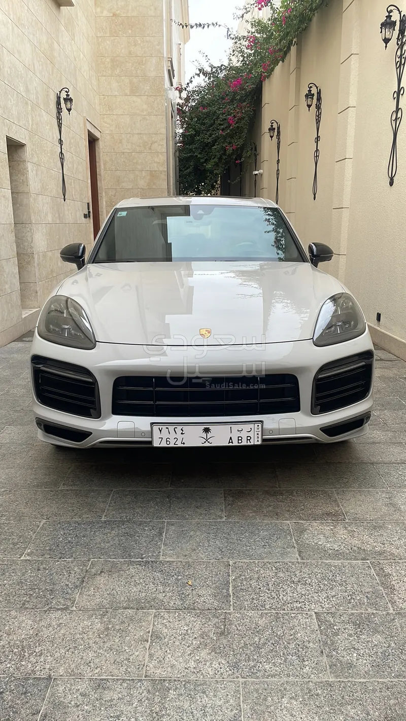 2022 بورش كايين جي تي اس