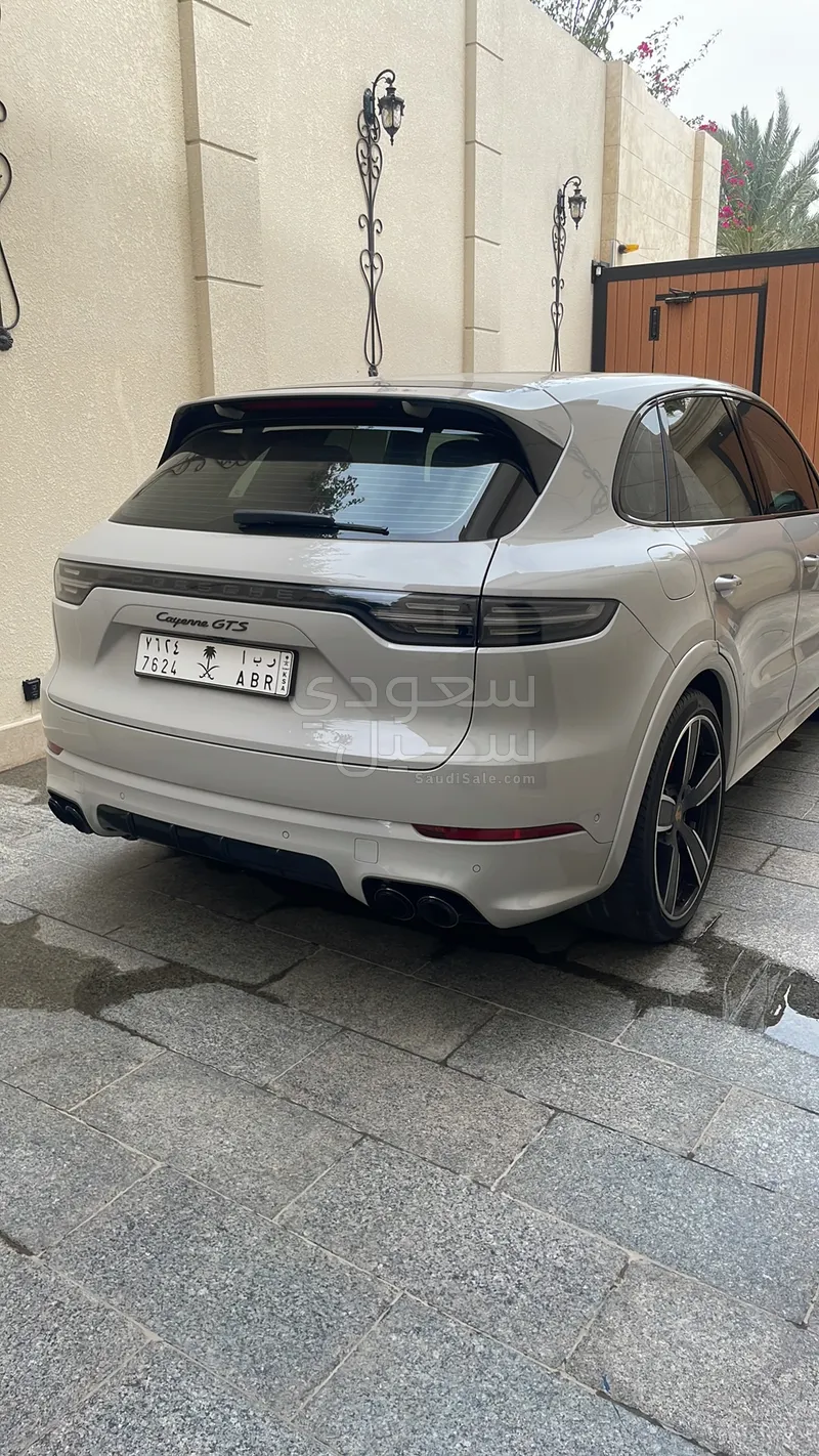 2022 بورش كايين جي تي اس