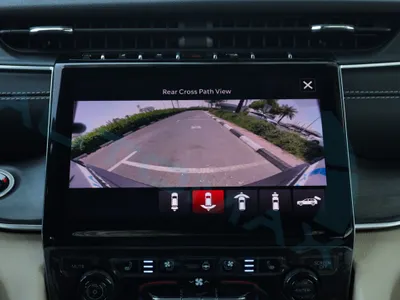 2025 Jeep Grand Cherokee Limited blus