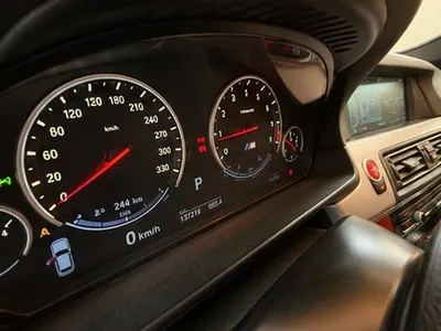 2013 بي ام دبليو الفئة ام إم 5
