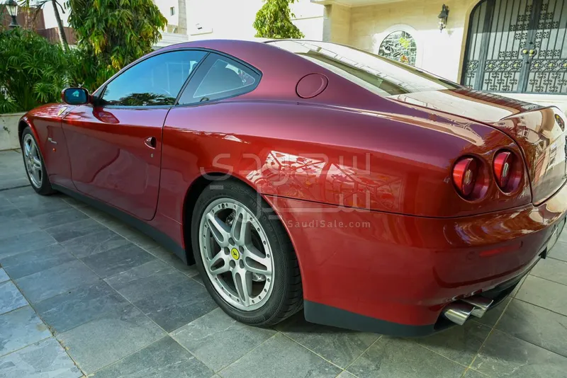 2006 فيراري سكاجليتي 612