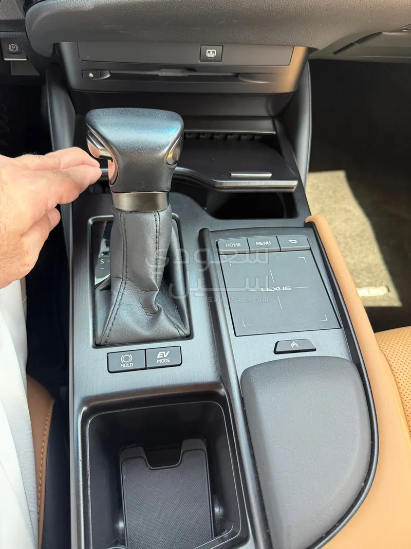 2022 Lexus ES 300H