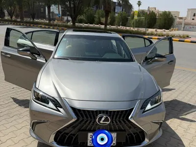 2022 Lexus ES 300H