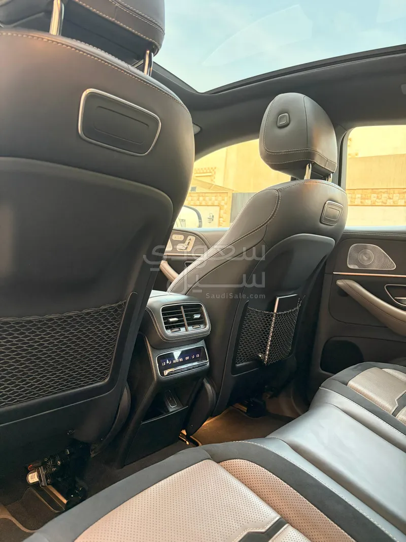2021 مرسيدس - بنز جي إل إي 53 أي إم جي