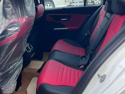 2022 مرسيدس - بنز سي 300