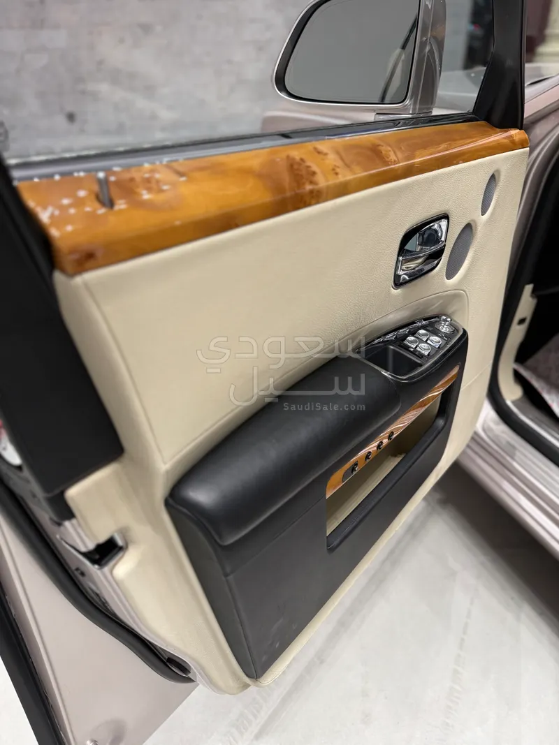 2013 Rolls-Royce Ghost