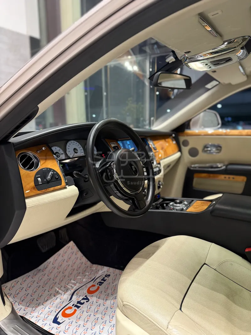 2013 Rolls-Royce Ghost