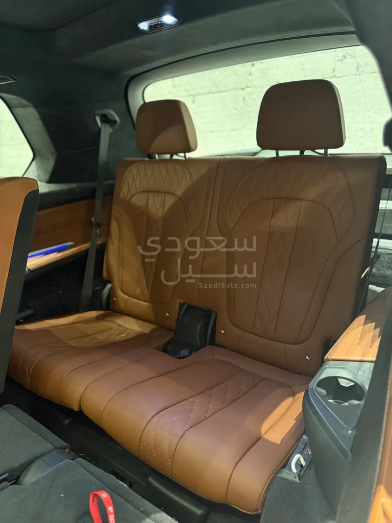 2022 بي ام دبليو الفئة اكس 7