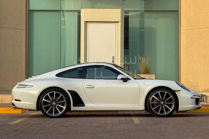 2013 Porsche 911 Carrera
