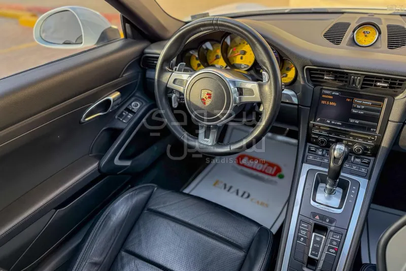 2013 Porsche 911 Carrera